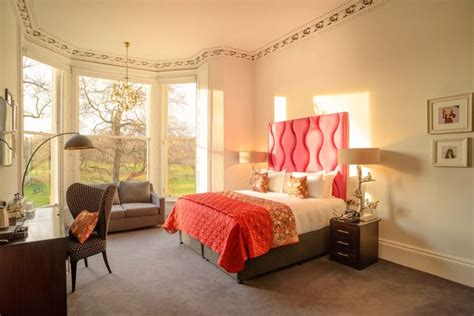 Luxury Hotel Rooms in Bruntsfield, Edinburgh | Black Ivy