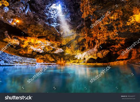 124 Cave and basin national historic site Images, Stock Photos ...