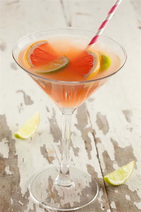 Spicy grapefruit cocktail - ohmydish.com