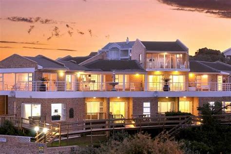 Kellys Beachfront Apartments - Port Alfred Accommodation. Port Alfred Self Catering Apartment ...