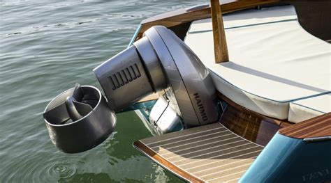 New Yamaha electric boat motor debuts at Genoa Boat Show - Plugboats