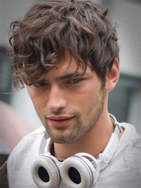 10 Hairstyles Will Suit Men with Oval Faces – Pouted Magazine