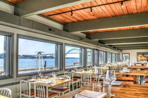 12 Mouthwatering Oregon Coast Restaurants With Amazing Ocean Views