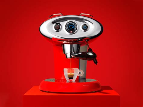 Espresso Machines & Italian Coffee Makers - illy Shop