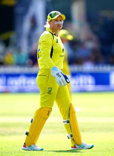 Alyssa Healy had a tough day for Australia | ESPNcricinfo.com