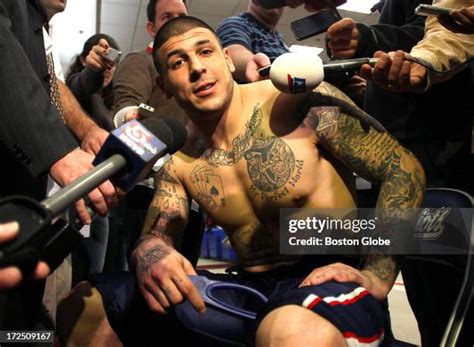 Aaron Hernandez Patriots Photos and Premium High Res Pictures - Getty Images