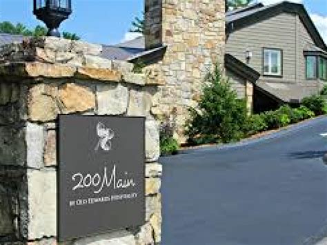 200 Main | VisitNC.com