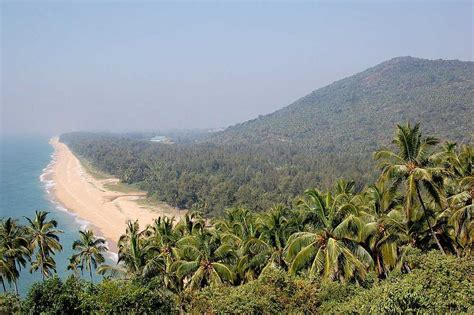 Ezhimala, Kannur (Kerala)| Hill, Beach, Images