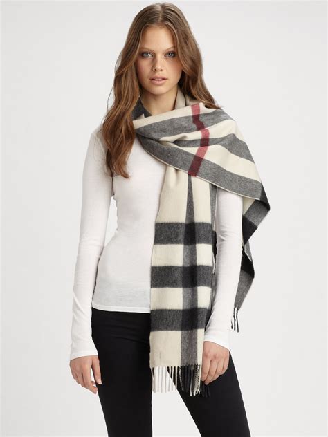 Burberry Half Mega Check Cashmere Scarf in Brown | Lyst