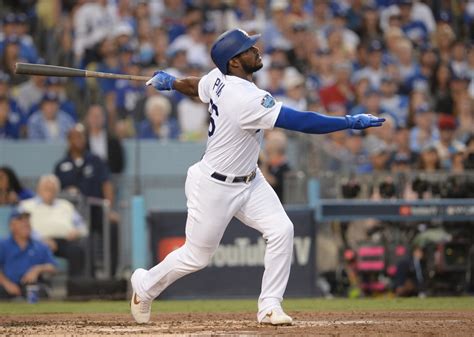 Dodgers: Yasiel Puig Unleashes a Massive Bat Flip After Postseason Homer in KBO - Inside the ...