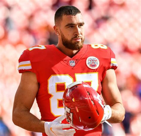 Travis Kelce Might Just Be One Of The Sexiest NFL Players Of All Time ...