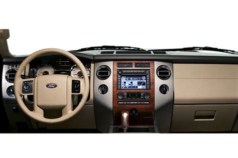 2013 Ford Expedition Pictures - 221 Photos | Edmunds