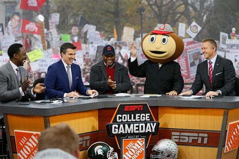 College GameDay names confusing guest picker for Ohio State-Notre Dame