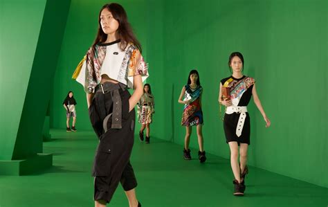 A Look At Louis Vuitton's First Physical Fashion Show Of 2021 In Singapore | Tatler Malaysia