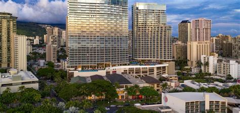 Ritz Carlton Residences Waikiki Beach, Honolulu Review | The Hotel Guru