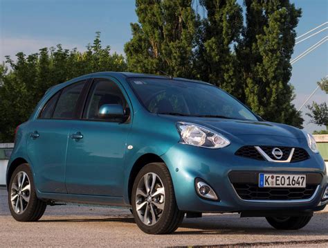 Nissan Micra Photos and Specs. Photo: Nissan Micra how mach and 25 ...