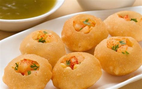 5 Places To Get The Best Sindhi-Style Pani Puri | WhatsHot Mumbai