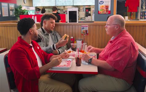 WATCH: Andy Reid & Patrick Mahomes star in new State Farm ad shot in ...