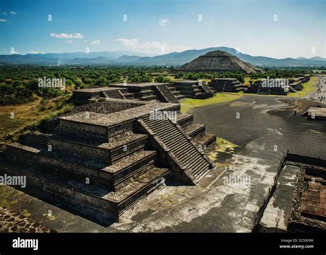 Teotihuacan pyramids hi-res stock photography and images - Alamy