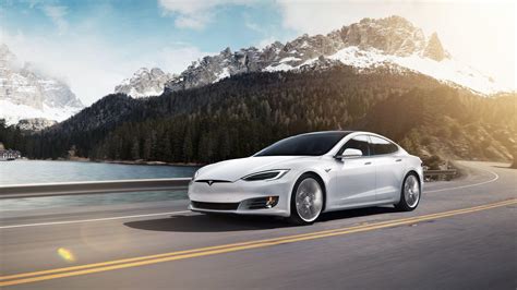 White Tesla Model 3 Wallpapers - Top Free White Tesla Model 3 Backgrounds - WallpaperAccess