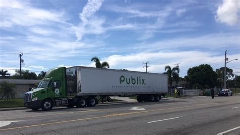 Woman run over by Publix truck in Boynton Beach dies