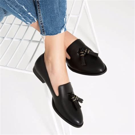 2016 new chic ladies flats shoes tassels pointed toes women's fashion shoes black brown ...