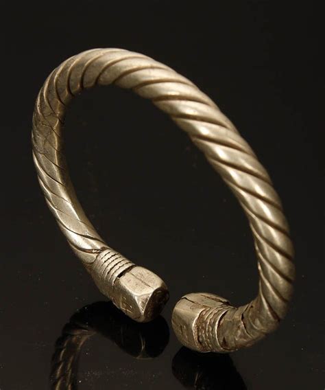 Lauritz.com | Viking arm rings, Viking jewelry, Ancient jewelry