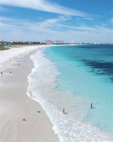 Summer at The Beach Beaches in Perth - The Ultimate Guide