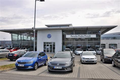 Volkswagen Car Store Editorial Photo - Image: 59045931