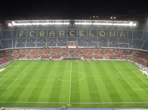 Football Soccer Stadiums of the world - Continent Chasers