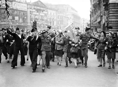 London VE Day celebrations in 1945 - MyLondon