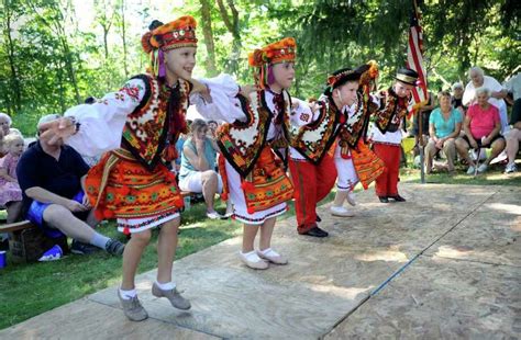 Festival features Ukrainian food and culture - NewsTimes