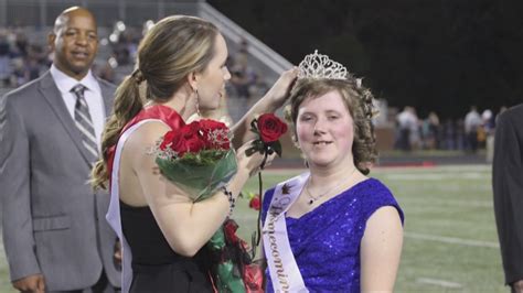 Homecoming queen gives crown to classmate | kcentv.com