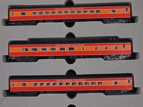 Passenger Cars N Scale Atlas Southern Pacific Daylight Illuminated ...