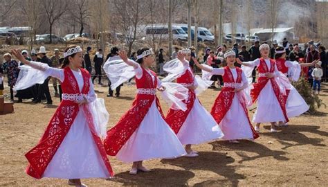 Tradiciones De Kirguistán. Creencias, Fiestas, Costumbres, Vestimenta Y Comidas - Tradicioness.com