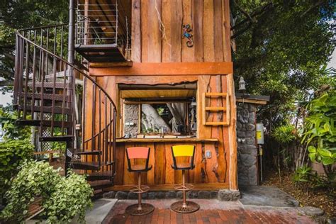 Oahu Luxury Vacation Treehouse Rentals with Kitchen - Mahina Treehouse