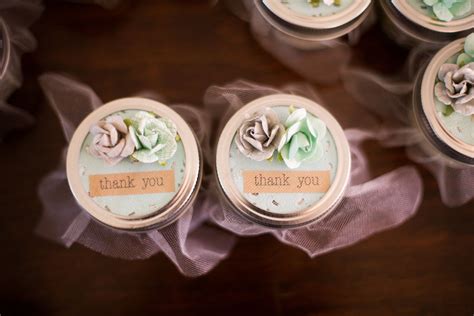 DIY Candle Wedding Favor