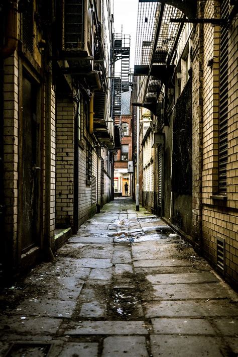 Manchester Alleyway UK [OC][4000x6000] | Alleyway, Uk city, Manchester