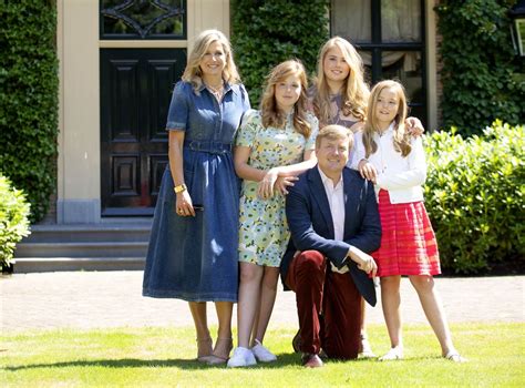 Photo sessions with King Willem-Alexander and his family | Photos ...