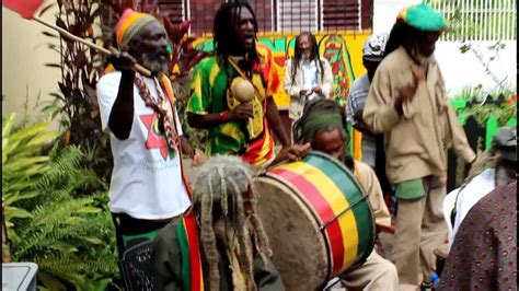 Nyabinghi Drumming and on Bob Marley Day 2013 - YouTube