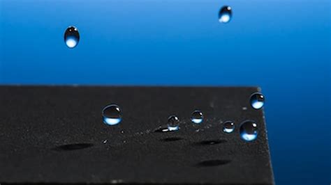 Hydrophobic vs. Hydrophilic Surfaces