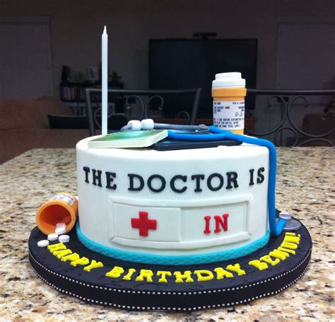 Doctor's Cake | Amazing Cakes | Pinterest Doctor Birthday Cake, Doctor Cake, Doctor Party, 40th ...