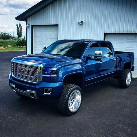 4x4 trucks #Gmctrucks | Gmc trucks, Lifted chevy trucks, Chevy trucks