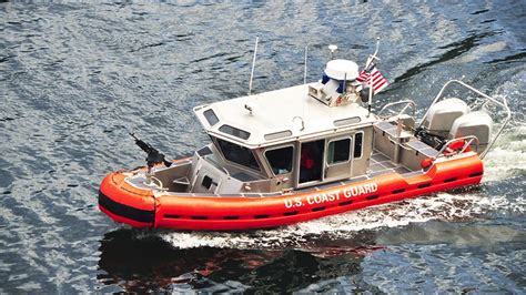 A US Coast Guard boat patrolling the ocean. (iStock, File) Coast Guard Boats, Us Coast Guard ...