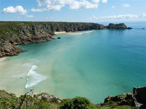 Enjoying Holidays in Cornwall, England - Traveldigg.com