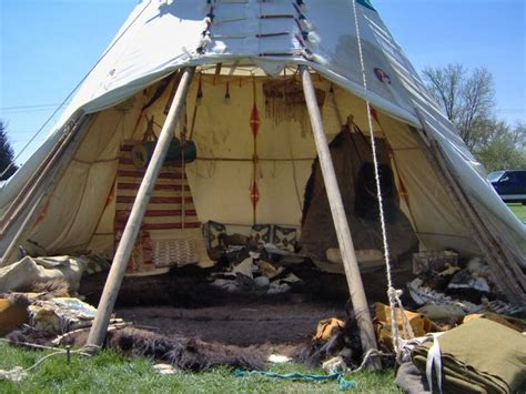 Tipi inside | Ureinwohner amerikas, Indianer, Ureinwohner