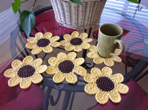 Oliva's Creative Quest: Crochet Sunflower Coasters