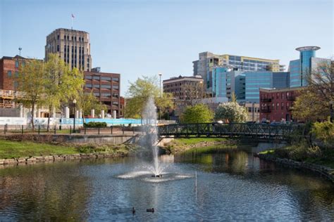 15 Best Things To Do In Kalamazoo MI You Shouldn't Miss - Midwest Explored