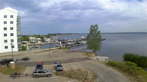 Muskegon Lake 081017 - YouTube