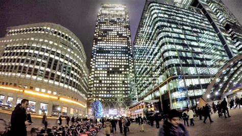 Canary Wharf Night Time Walk Around. London - YouTube